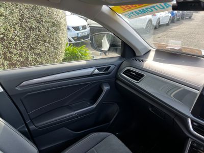 2023 Volkswagen T-Roc