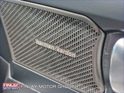 2025 Volvo EX40