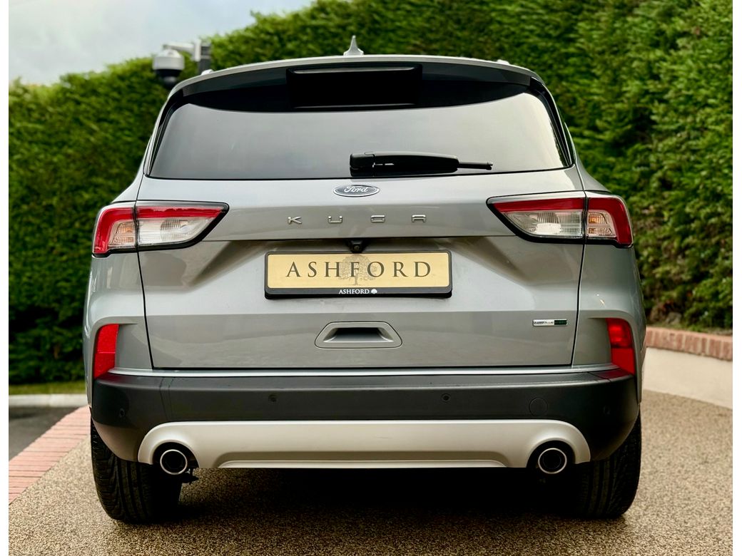 2022 Ford Kuga