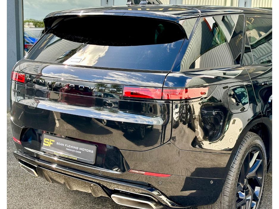2025 Land Rover Range Rover Sport