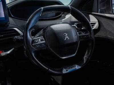2023 Peugeot 5008