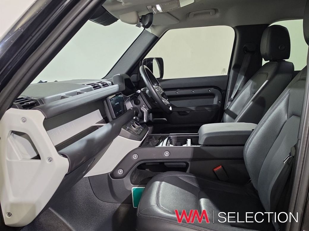 2023 Land Rover Defender