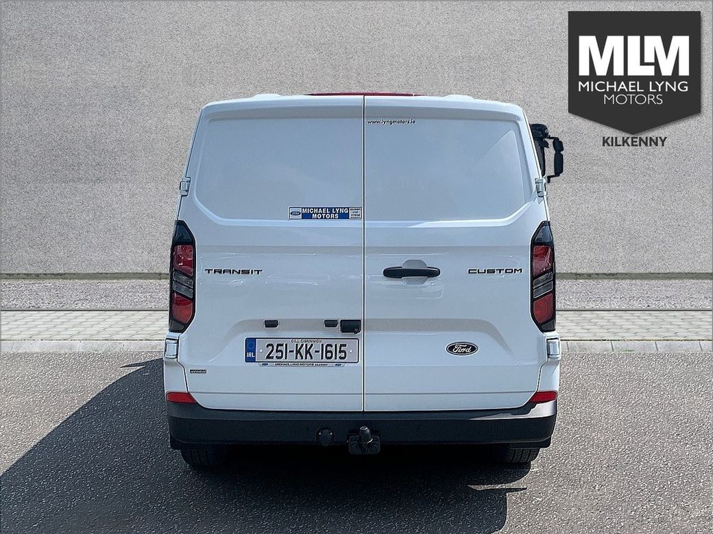 2025 Ford Transit Custom