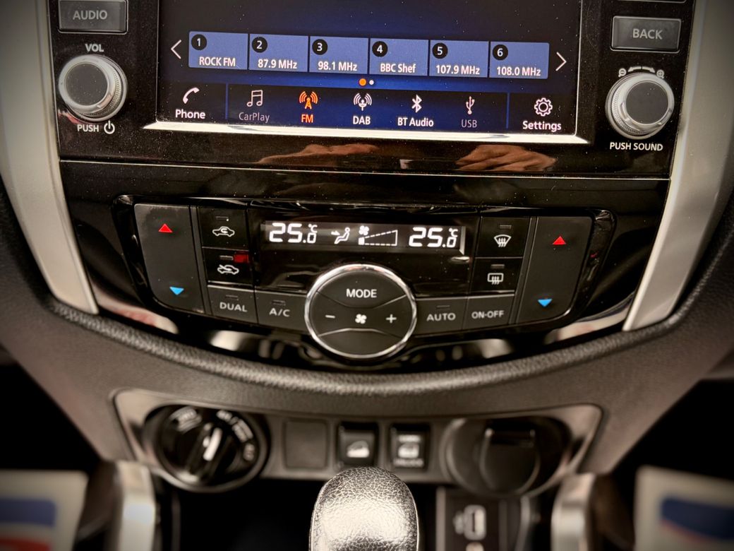 2021 Nissan Navara
