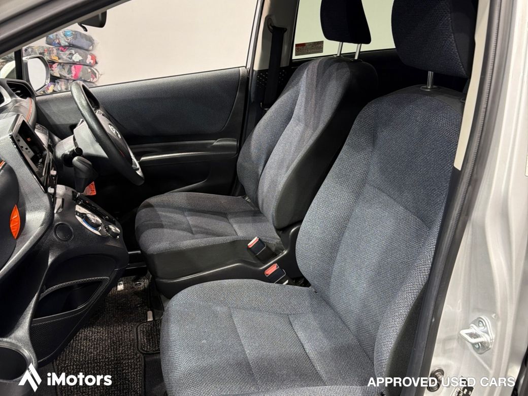 2017 Toyota Sienta