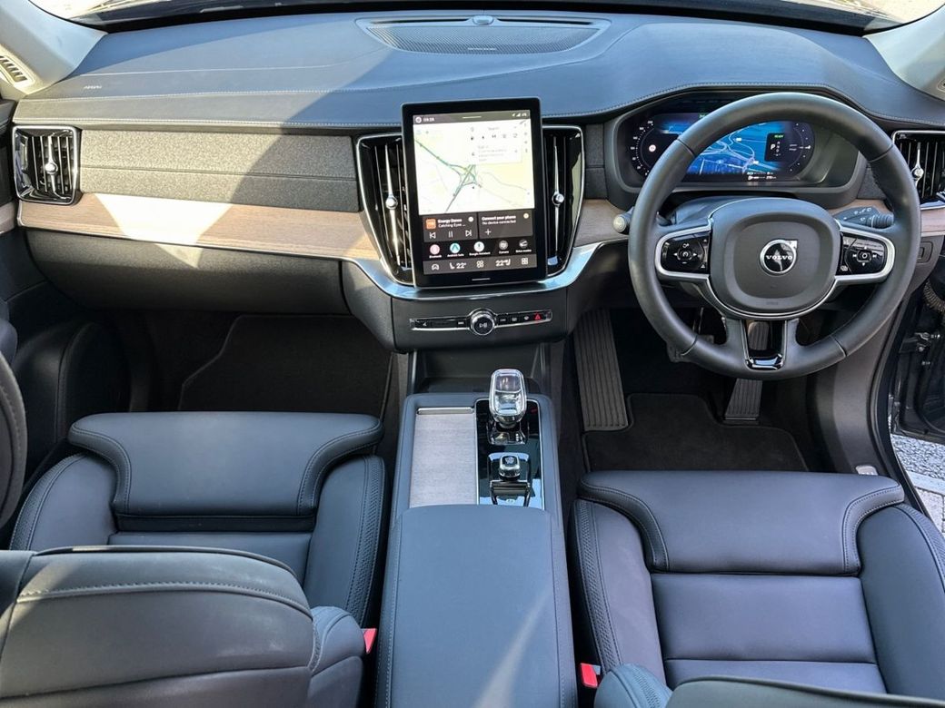 2025 Volvo XC90