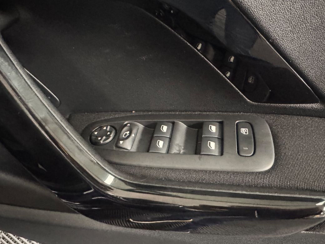 2016 Peugeot 208