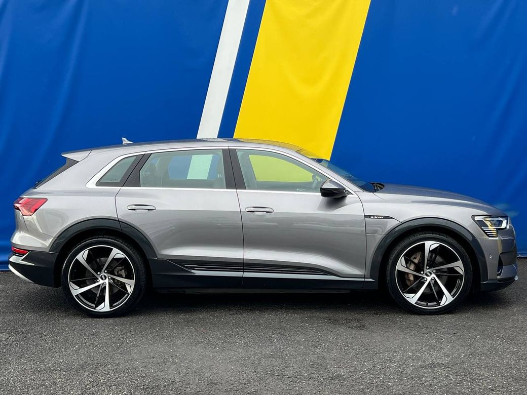 2021 Audi e-tron