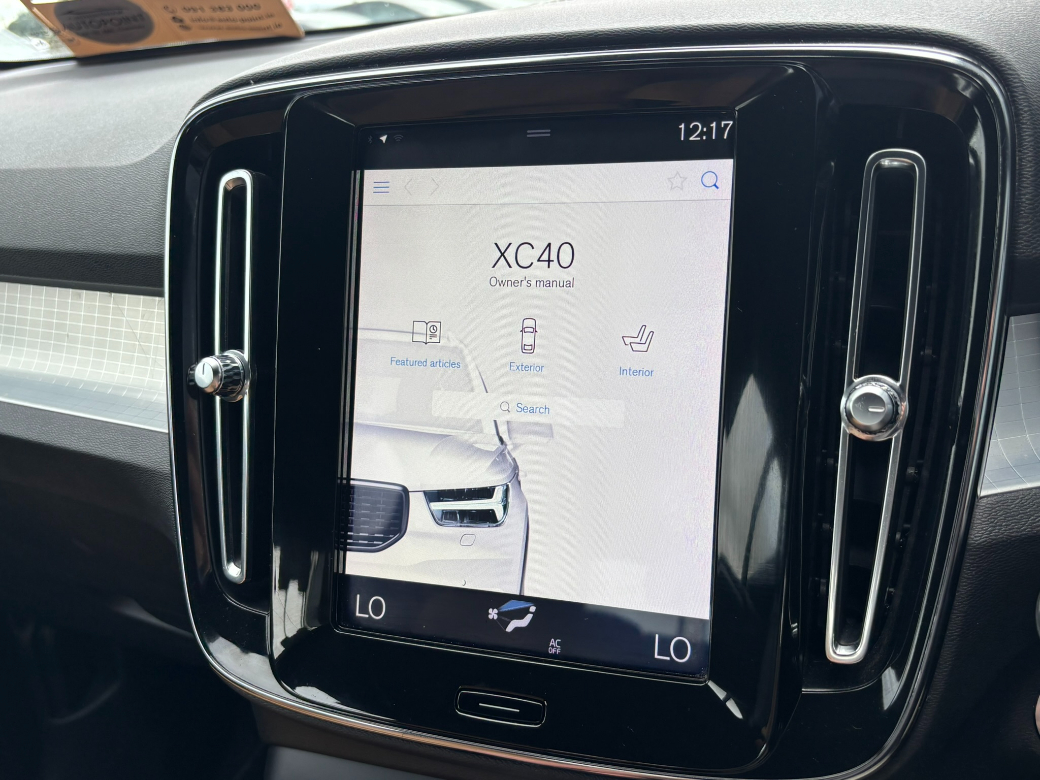 2020 Volvo XC40