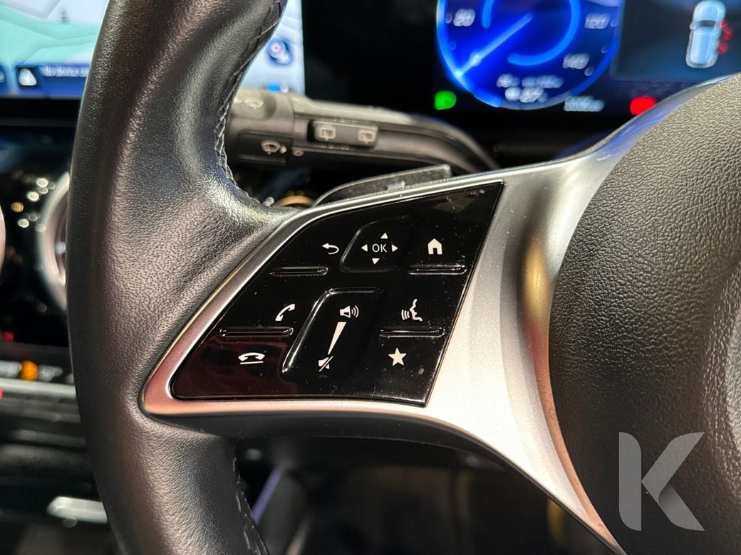 2025 Mercedes-Benz EQA