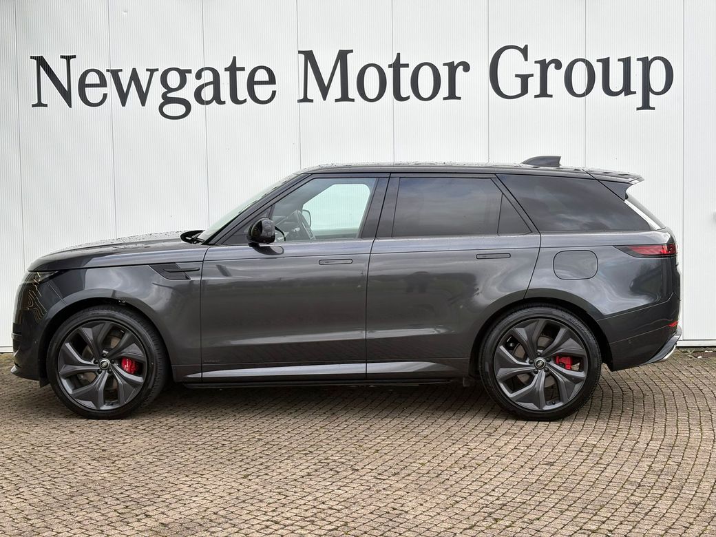 2025 Land Rover Range Rover Sport