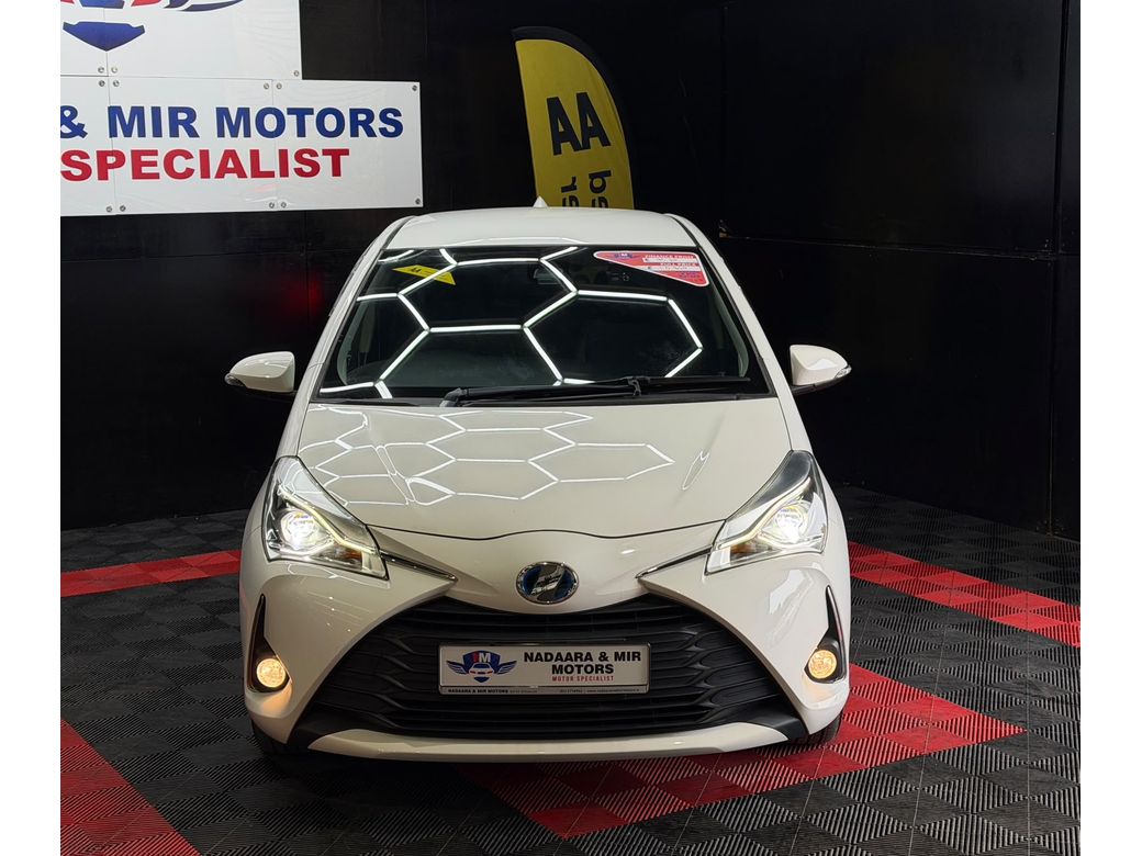 2017 Toyota Vitz