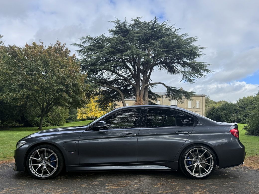 2017 BMW 330
