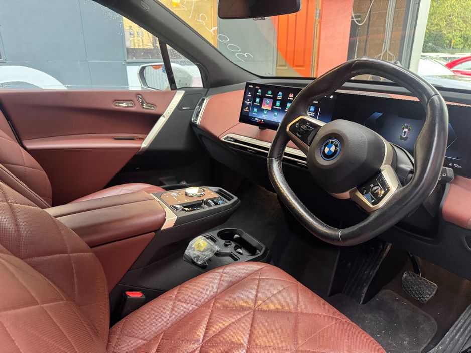 2022 BMW iX