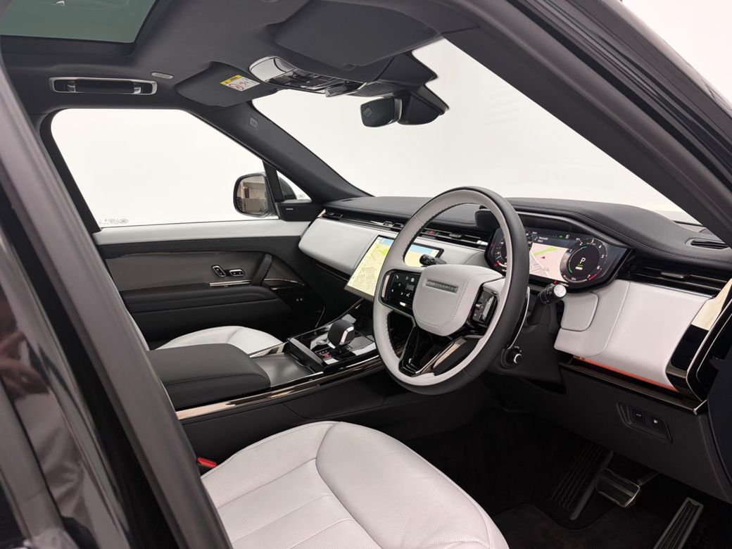 2025 Land Rover Range Rover Sport