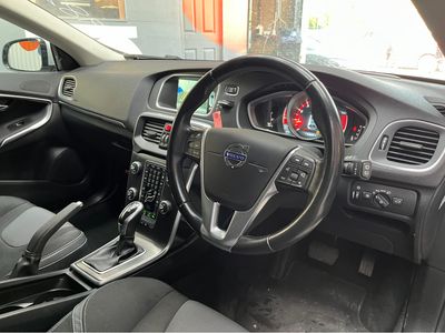 2015 Volvo V40
