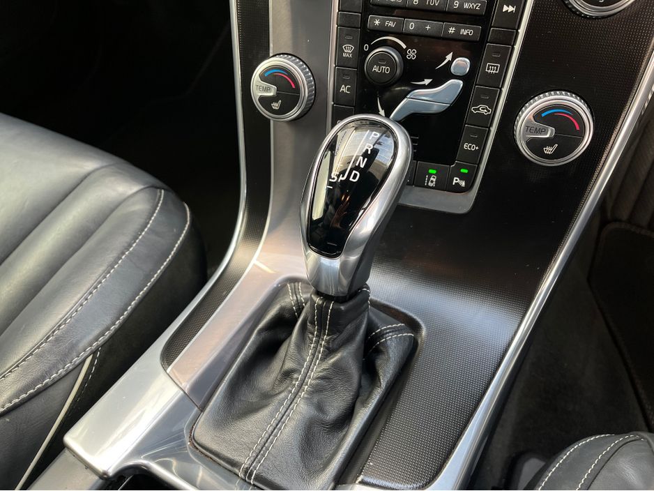 2016 Volvo V60