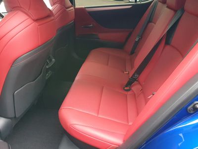 2019 Lexus ES 300h