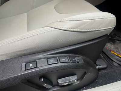 2016 Volvo V40