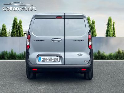 2025 Ford Transit Courier