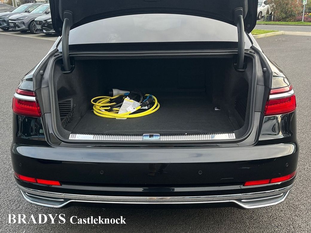 2021 Audi A8