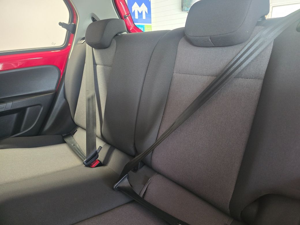 2013 Volkswagen up!