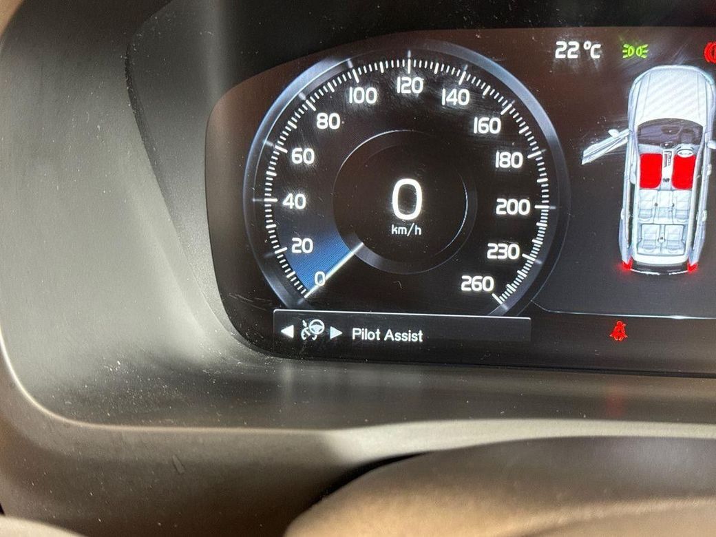 2022 Volvo XC90