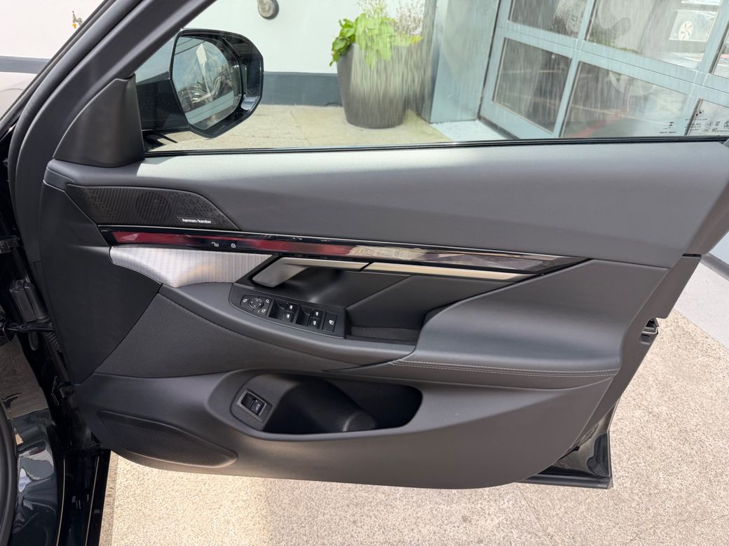2024 BMW 5 Series