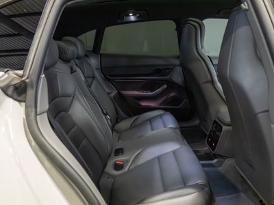2023 Porsche Taycan