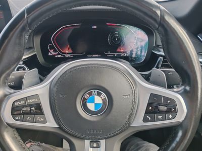 2023 BMW 520