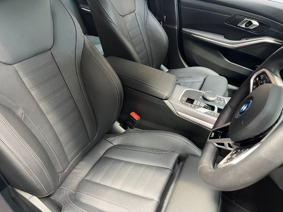 2025 BMW 3 Series