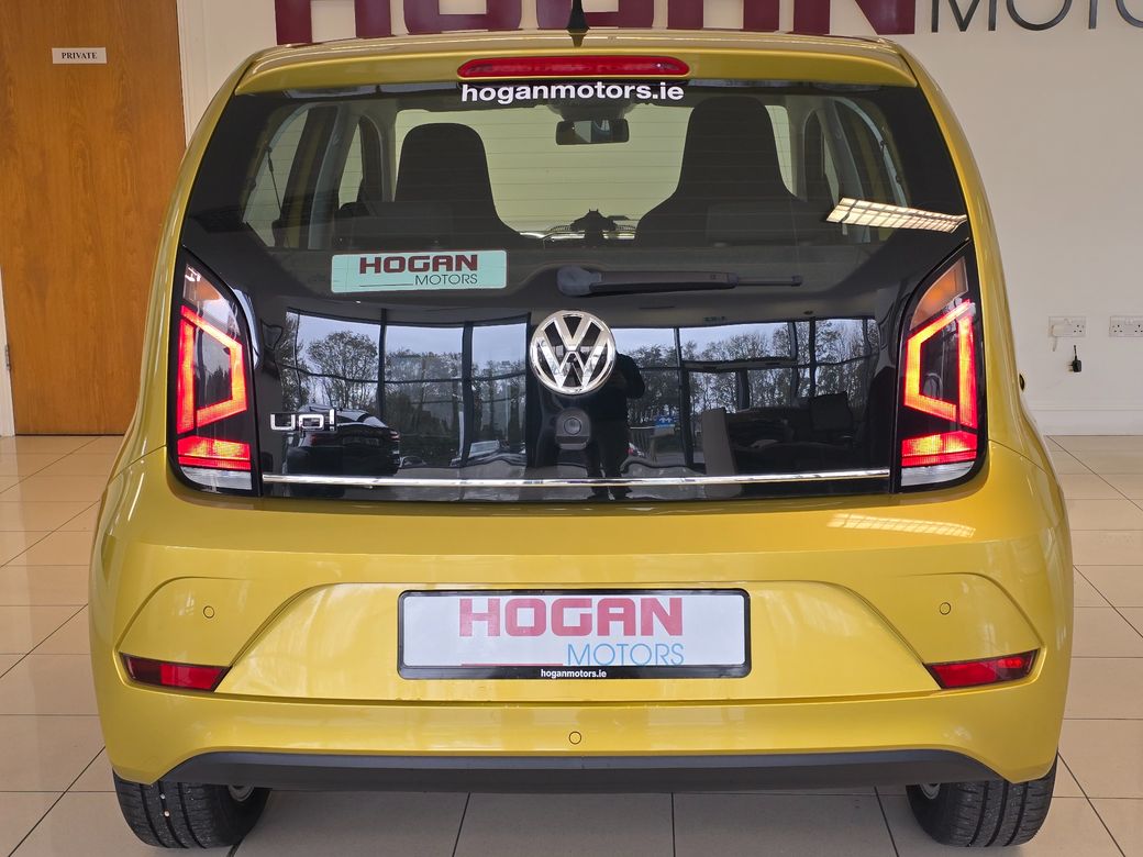 2017 Volkswagen up!