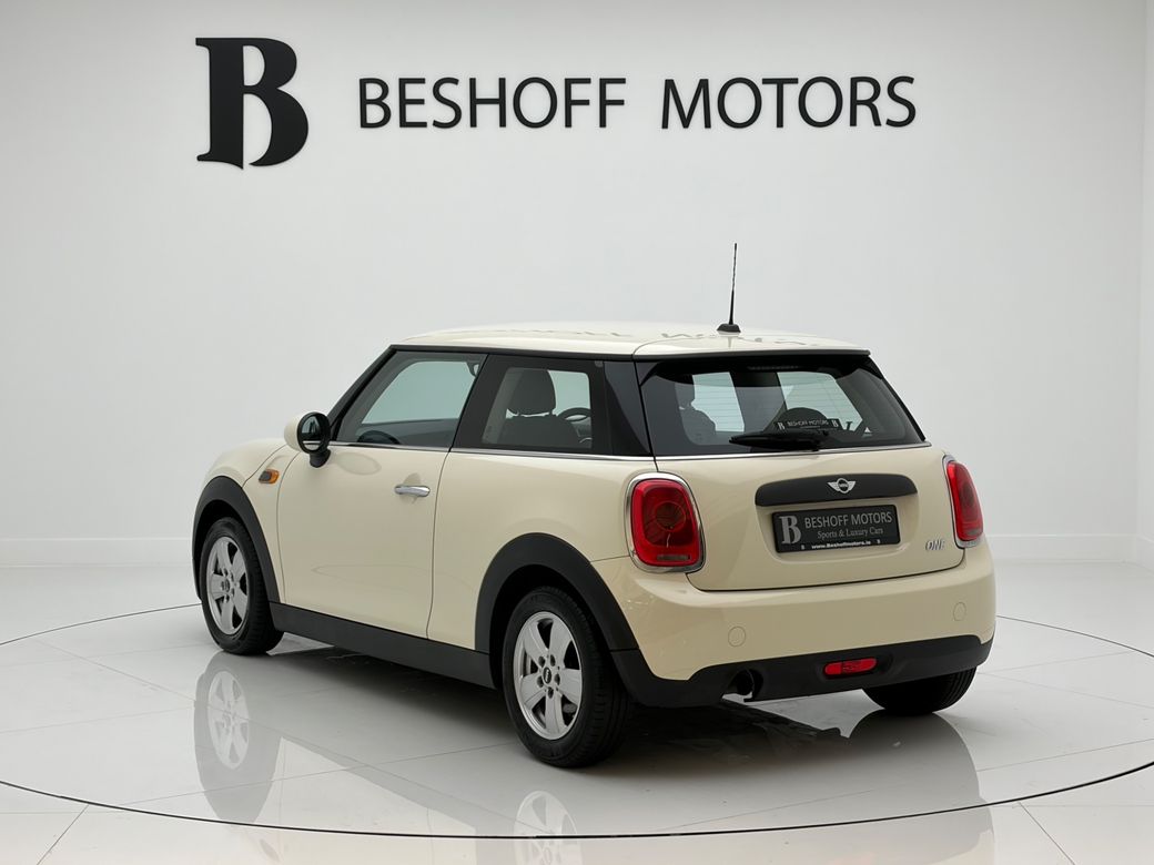 2017 Mini Hatch