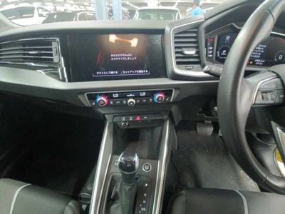 2022 Audi A1