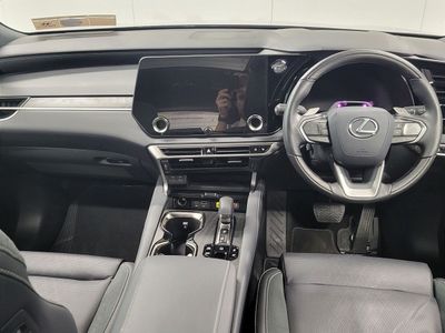 2025 Lexus RX
