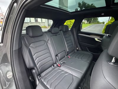 2023 Volkswagen Touareg