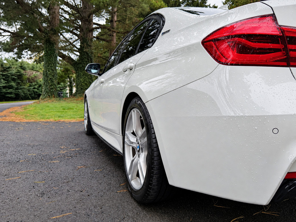 2018 BMW 330