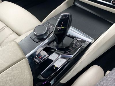2022 BMW 5 Series