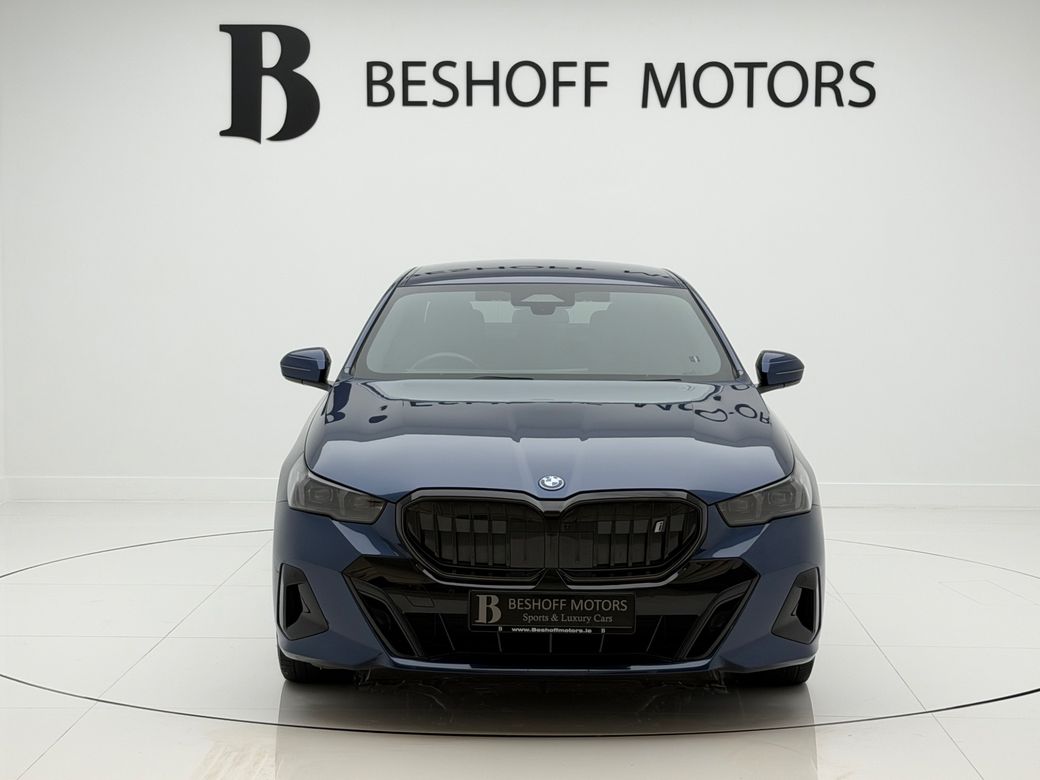 2024 BMW i5
