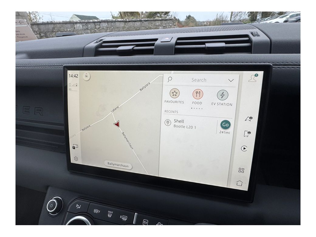 2025 Land Rover Defender