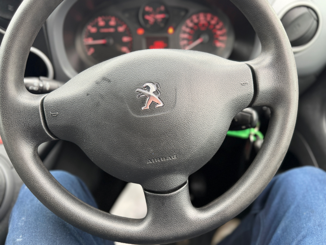 2014 Peugeot Partner