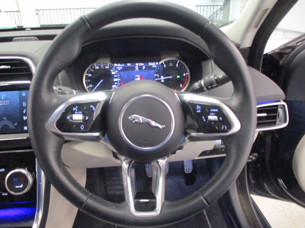 2024 Jaguar XE