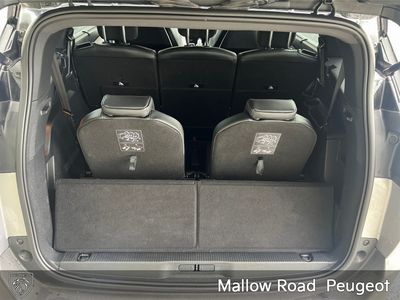 2021 Peugeot 5008