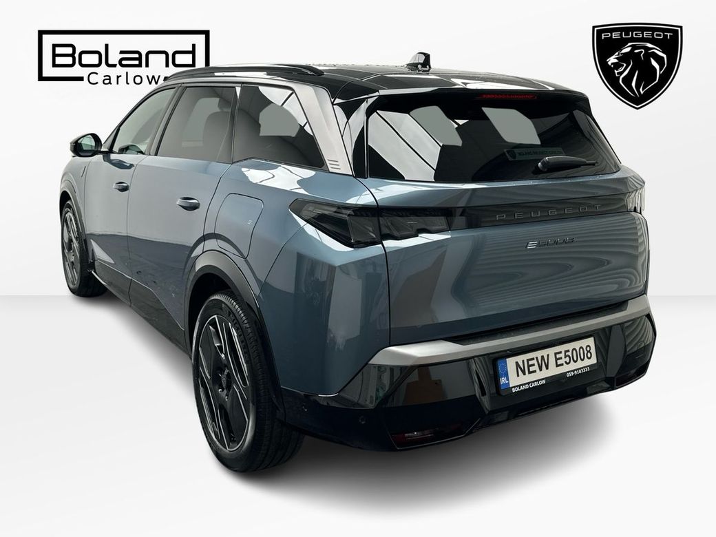 2025 Peugeot 5008