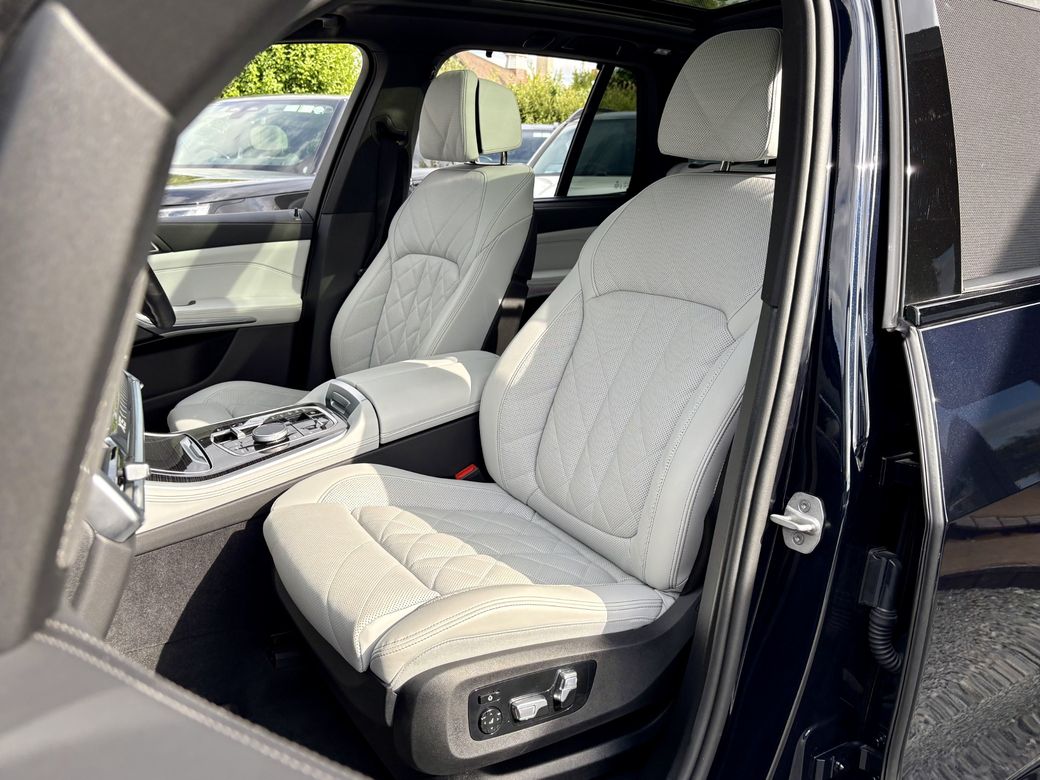 2025 BMW X5