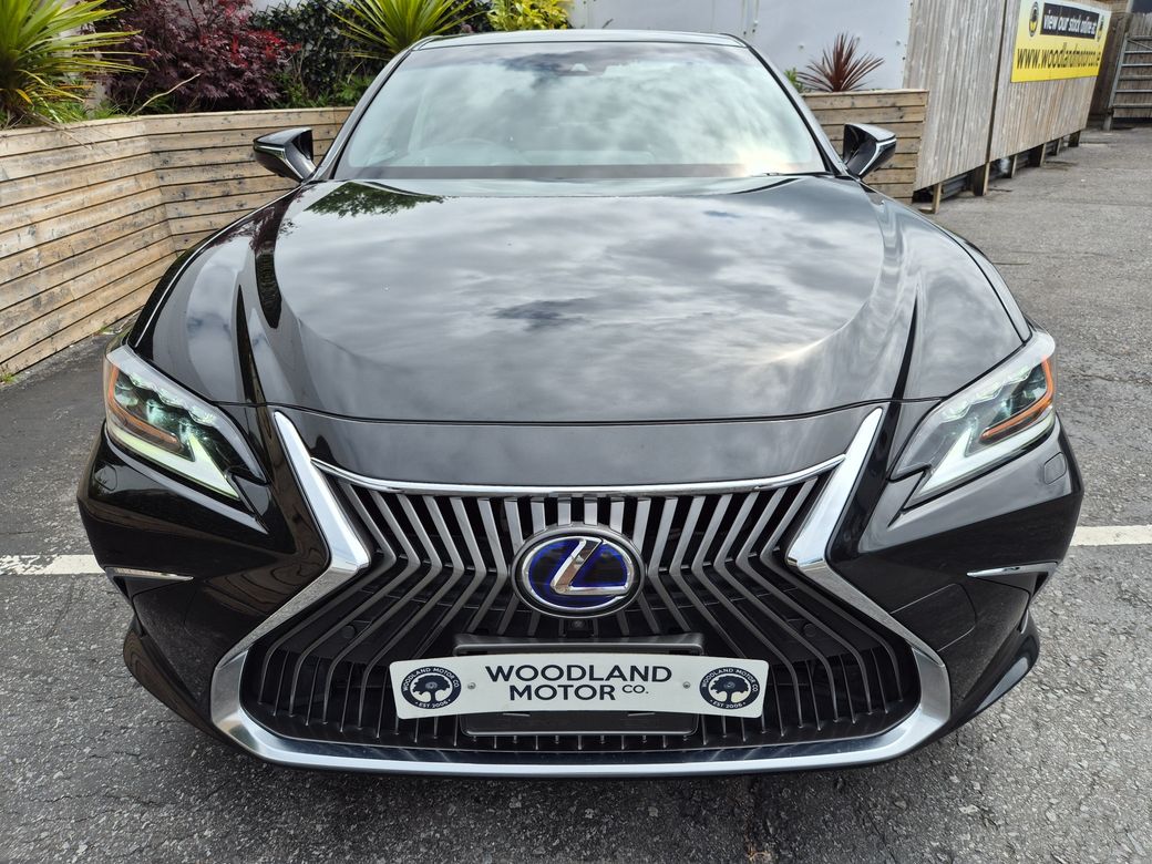 2020 Lexus ES 300h