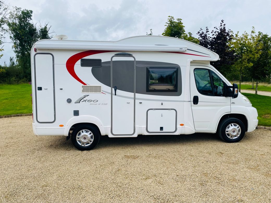 2013 BURSTNER IXEO TIME IT 590 R.H.D 