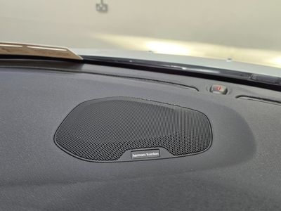 2018 Volvo V40