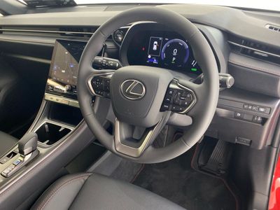 2025 Lexus LBX