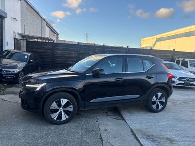 2023 Volvo XC40